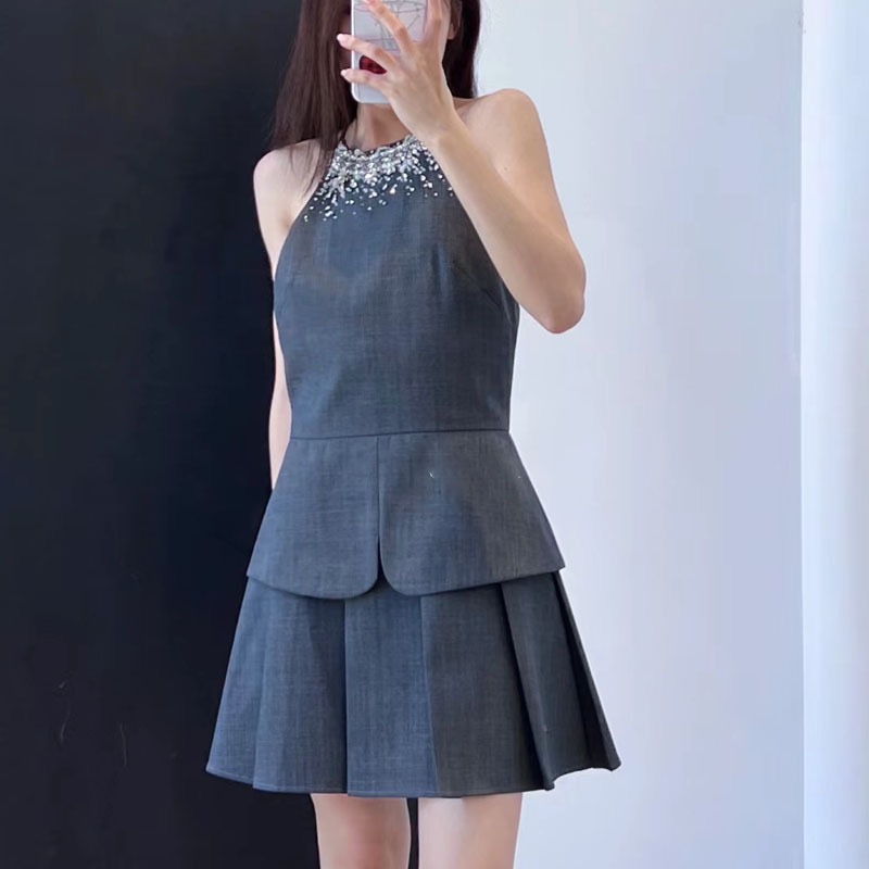 shushu新款23ss无袖闪钻挂脖收腰女连衣裙假两件套tong学院风sst