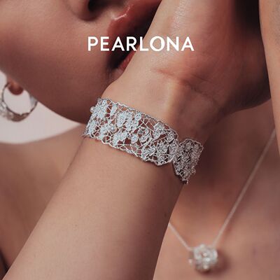 PEARLONA磐石云松-祥云蕾丝巴洛克珍珠银手镯