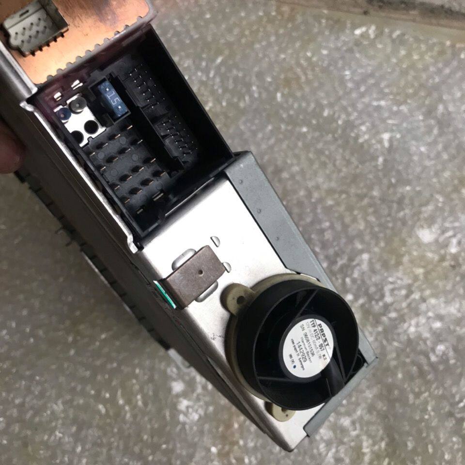宝马5系520 523 525 530 535 E60单碟CD主机 CD机中文版 原厂