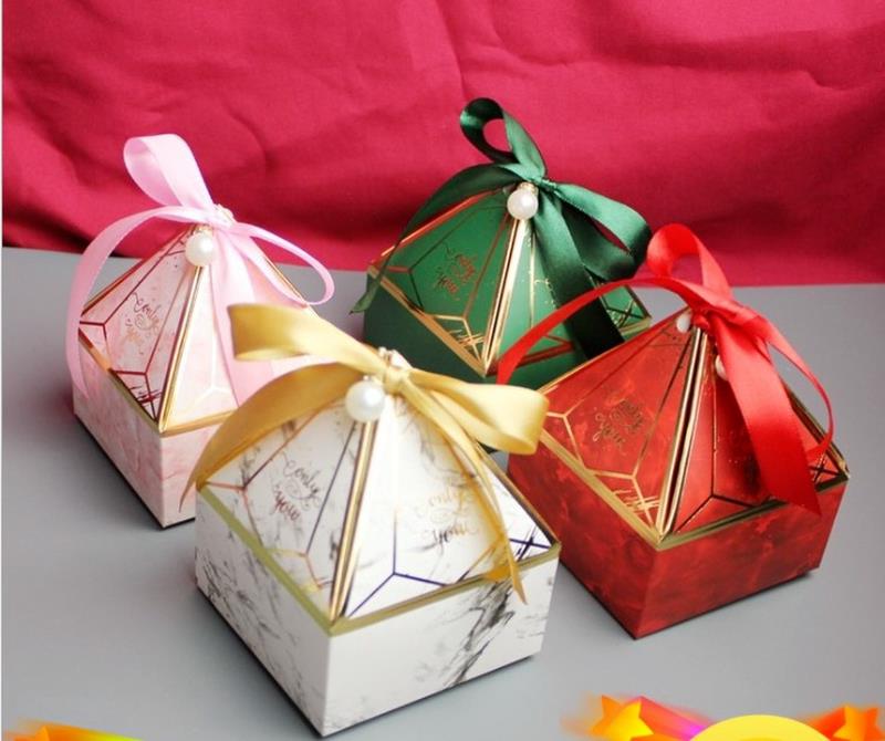 10pcs New pearl Gem Tower Bronzing Candy Cardboard Box