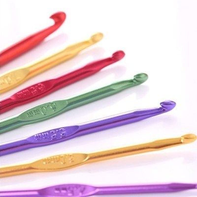 12 Pcs/Set Ergonomic Multi Colour Stainless Steel Crochet Ho