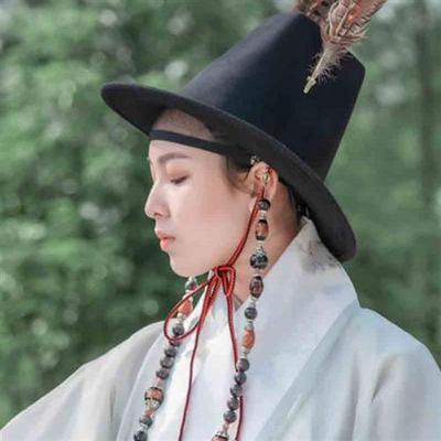 Ancient Hanfu Hat Mens Beaded Feather Hat Flat Top Eaves Ha