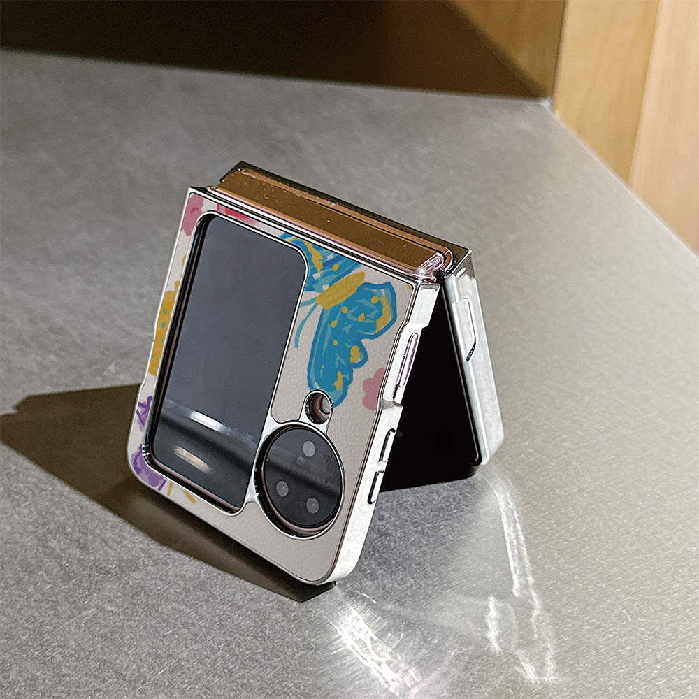 彩色涂鸦蝴蝶皮纹折叠屏手机壳