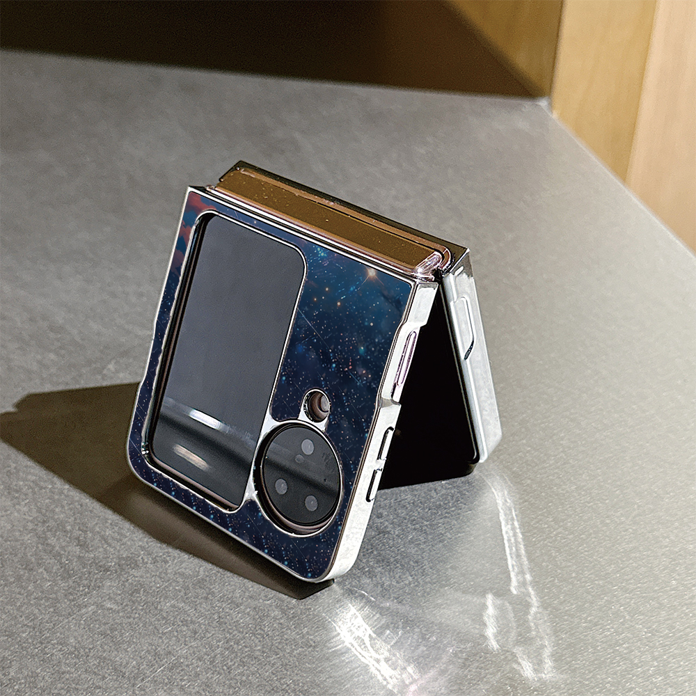 可爱星空猫咪皮纹折叠屏手机壳