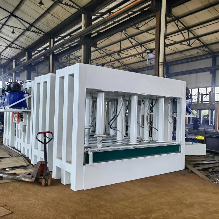 蜂窝铝板加工设备 全自动液压升降冷压机 自动补压保压机械设备