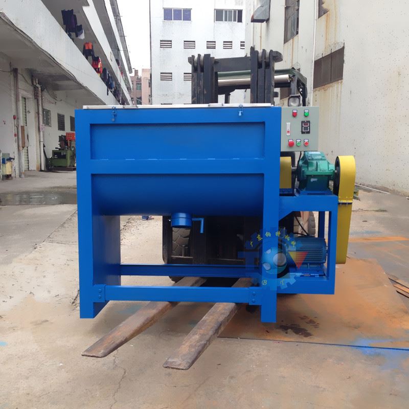 发酵生物饲料卧式搅拌机豆柏麦麸混合拌料机食品粉末双螺带搅拌机