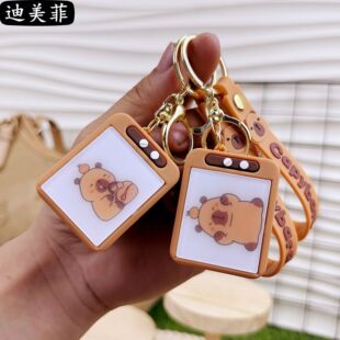 新款卡皮巴拉发光钥匙扣书包电视机挂件小夜灯拉布布史迪仔礼品批