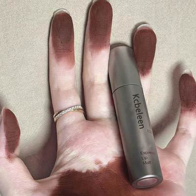 敲酷的秋冬意式浓缩唇泥