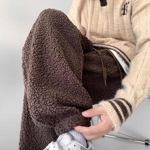 子潮牌 女秋冬加厚保暖设计感毛绒绒直筒束脚休闲裤 时尚 摇粒绒卫裤