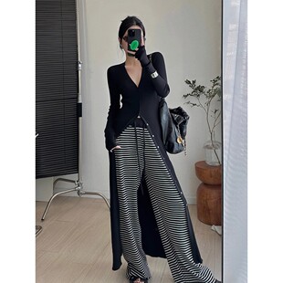 新高级感黑色冰丝针织开衫女春秋中长款裙子外搭修身显瘦长袖外套