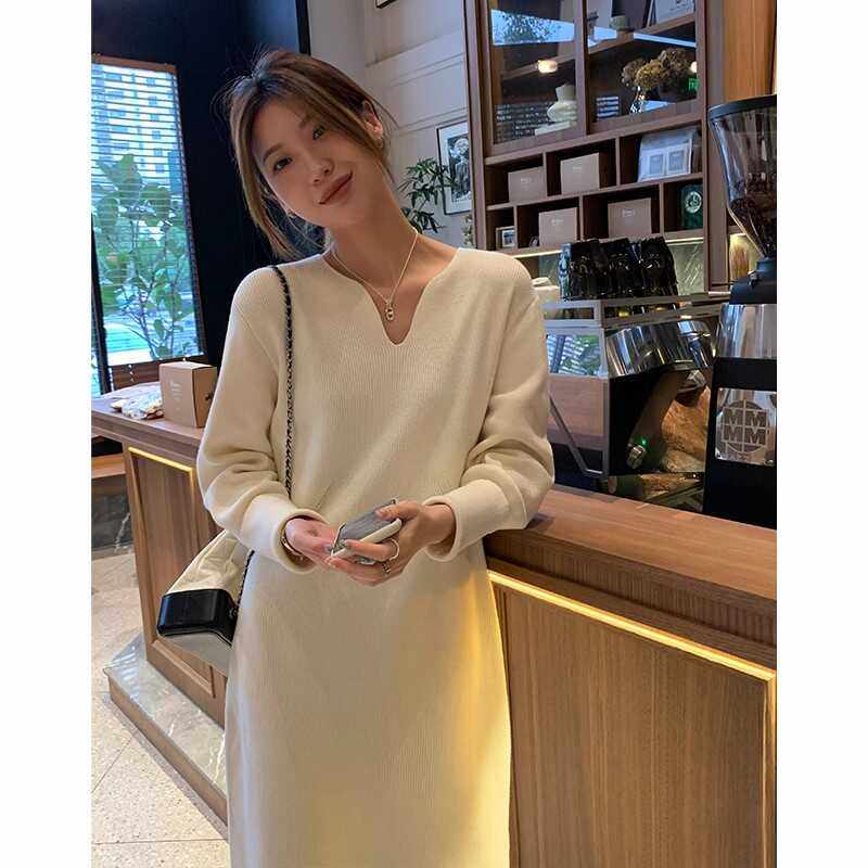 阿一 别出心裁括号领 针织连衣裙女秋季内搭气质修身中长款毛衣裙,女装/女士精品,连衣裙,淘宝优惠券,粉丝福利购,淘宝优惠卷