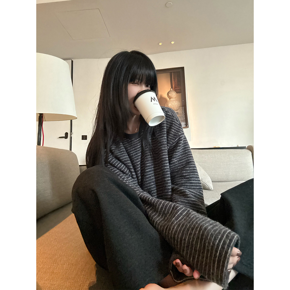随意穿搭慵懒绒绒加厚条纹t长袖