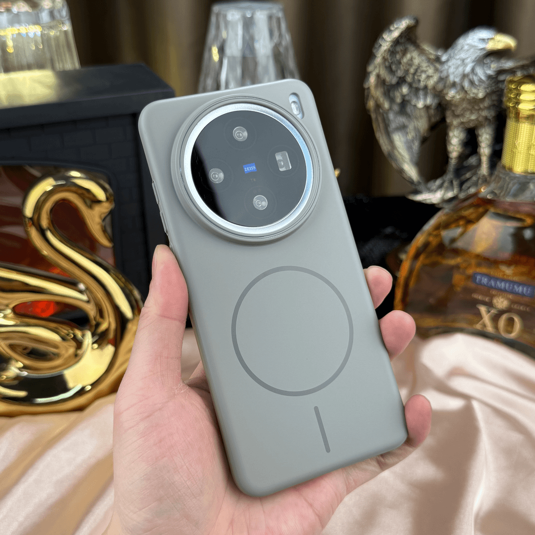 高级感钛灰色柔润磁吸无线充电适用vivoX200Promini手机壳x100新款iqoo13肤感磨砂OPPOFindx8Pro纯色reno13硬