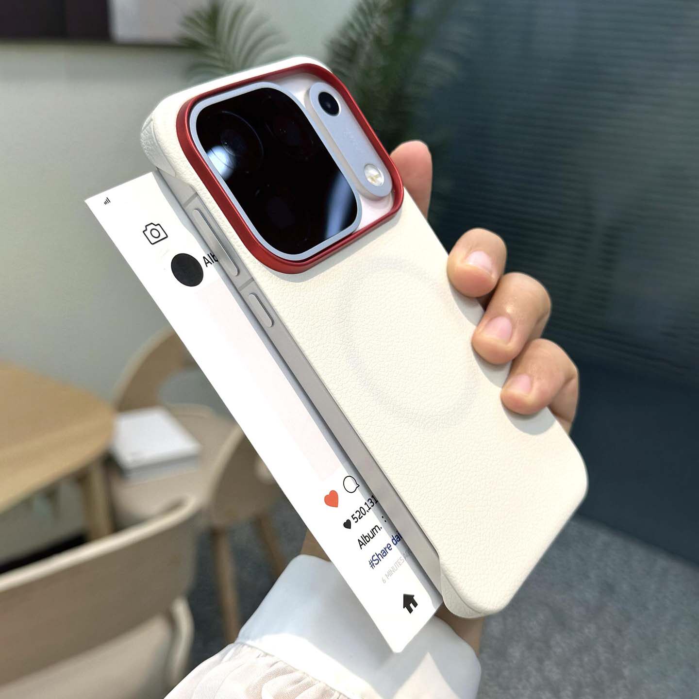 无边框设计内置磁吸荔枝纹手机壳