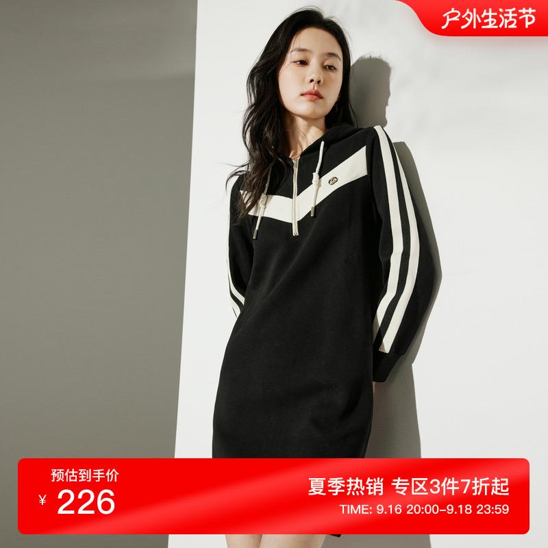 佧茜文连衣裙女2024春季新款时尚休闲宽松连帽撞色织带裙子