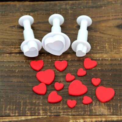 3Pcs/Set Kitchen Accessory Heart Cake Decorating Tools Cake