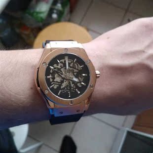 New Skeleton Silicone Watch Fashion Casual Men WristWatches