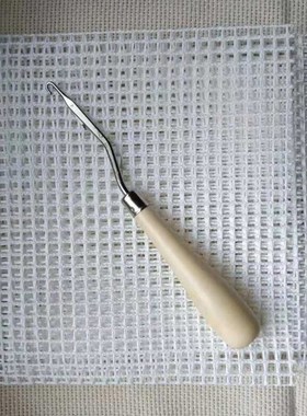 Free Pattern Rug Hooking Mesh Canvas Wooden Bent Latch Hook