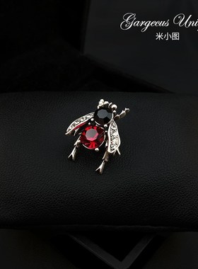 1163 retro high grade men's small Brooch exquisite Mini