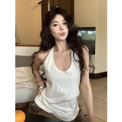 白色慵懒风辣妹挂脖吊带