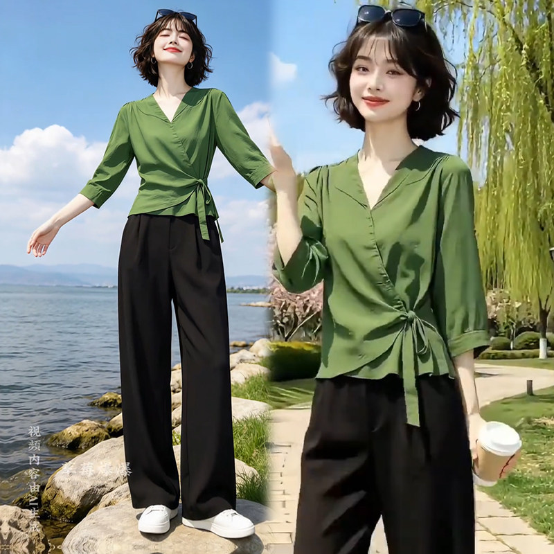 优雅风设计感V领收腰系带衬衫女士2026夏季新款显白绿色高级上衣