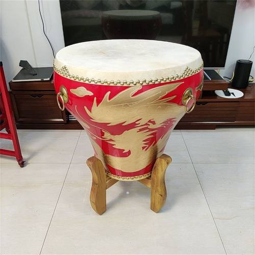 舞蹈敲打鼓彩绘传统花纹
