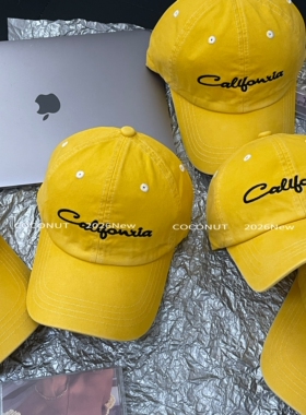 COCONUT 黄色棒球帽！韩版字母刺绣棒球帽美式复古遮阳运动鸭舌帽