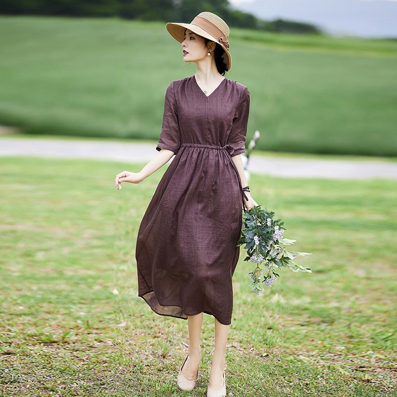 裙子女夏季2024新款苎麻印染V领复古H棉里衬文艺中袖口袋长连衣裙