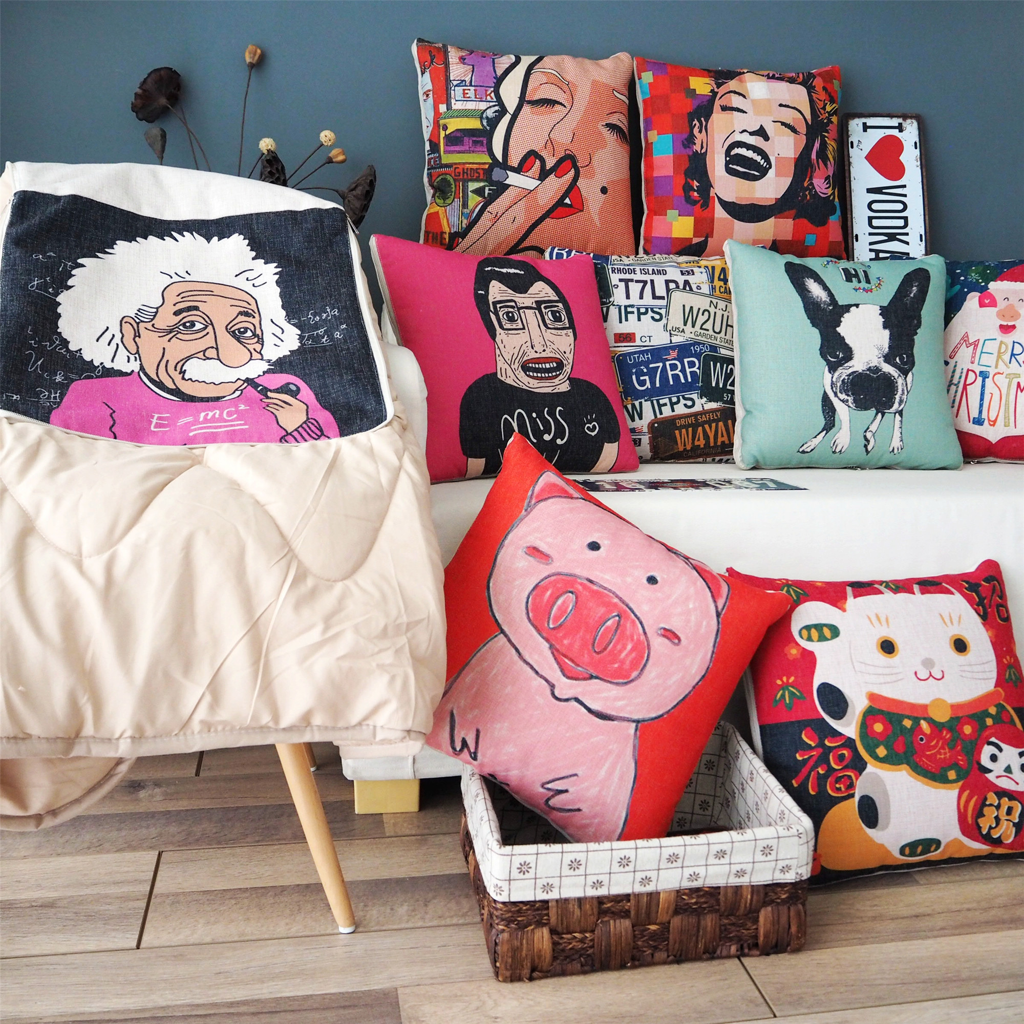 抱枕被子两用车用抱枕被卡通棉麻靠垫多功能N折叠午睡毯空调被腰