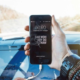 Adapters for Iphone headphones lightning to 3 5 mm jack aux