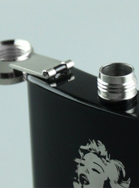 6oz Engraved Hip Flask Whisky Vodka Alcohol Drinkware Bottle