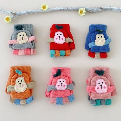 In winter, children's gloves keep warm冬季儿童仿羊绒