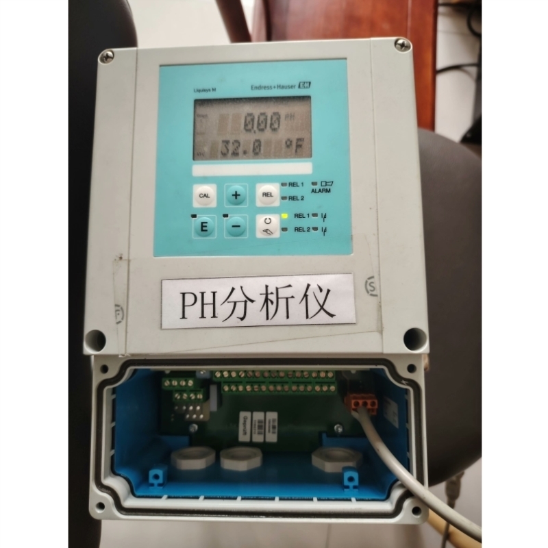 议价E+H恩德斯豪斯LIQUISYS-M PH检测仪,CPM25
