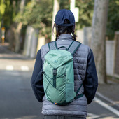 户外轻便小背包女2025新款 轻量化短途徒步旅行双肩包轻背负登山包