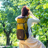 户外轻便背包可折叠大容量登山包女夏便携出行徒步爬山双肩包35升