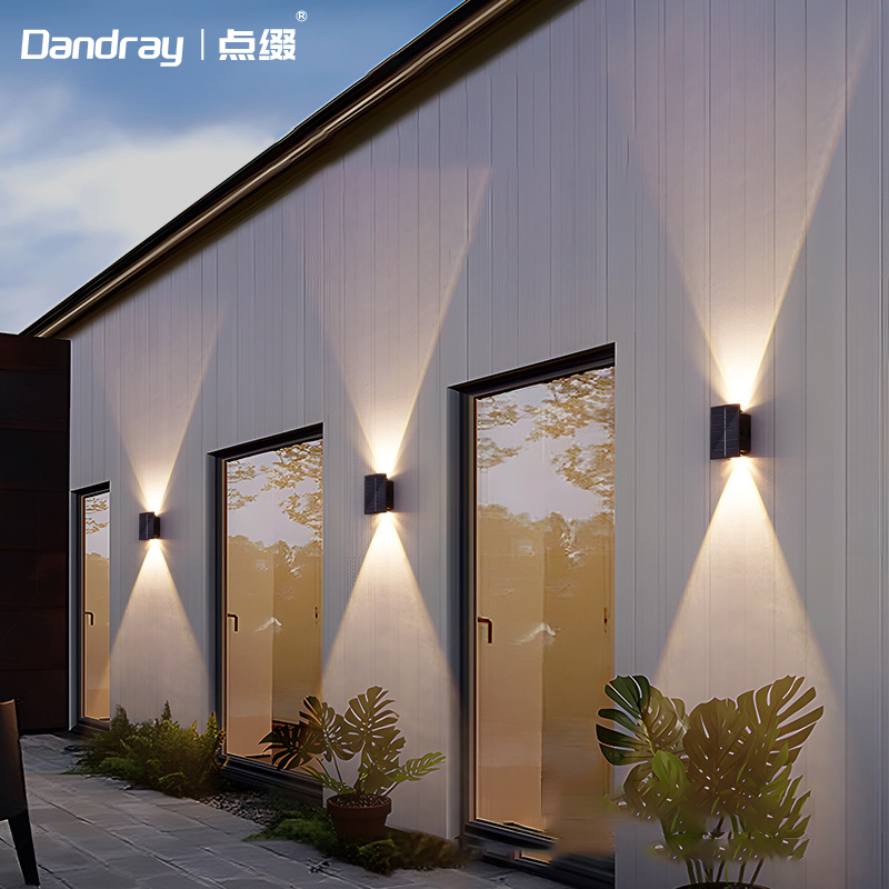 太阳能壁灯户外庭院柱子防水别墅围墙洗墙灯门口花园背景装饰墙灯