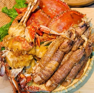 舟山即食椒盐皮皮虾香酥蟹网红零食琵琶虾富贵虾梭子蟹块海鲜食品