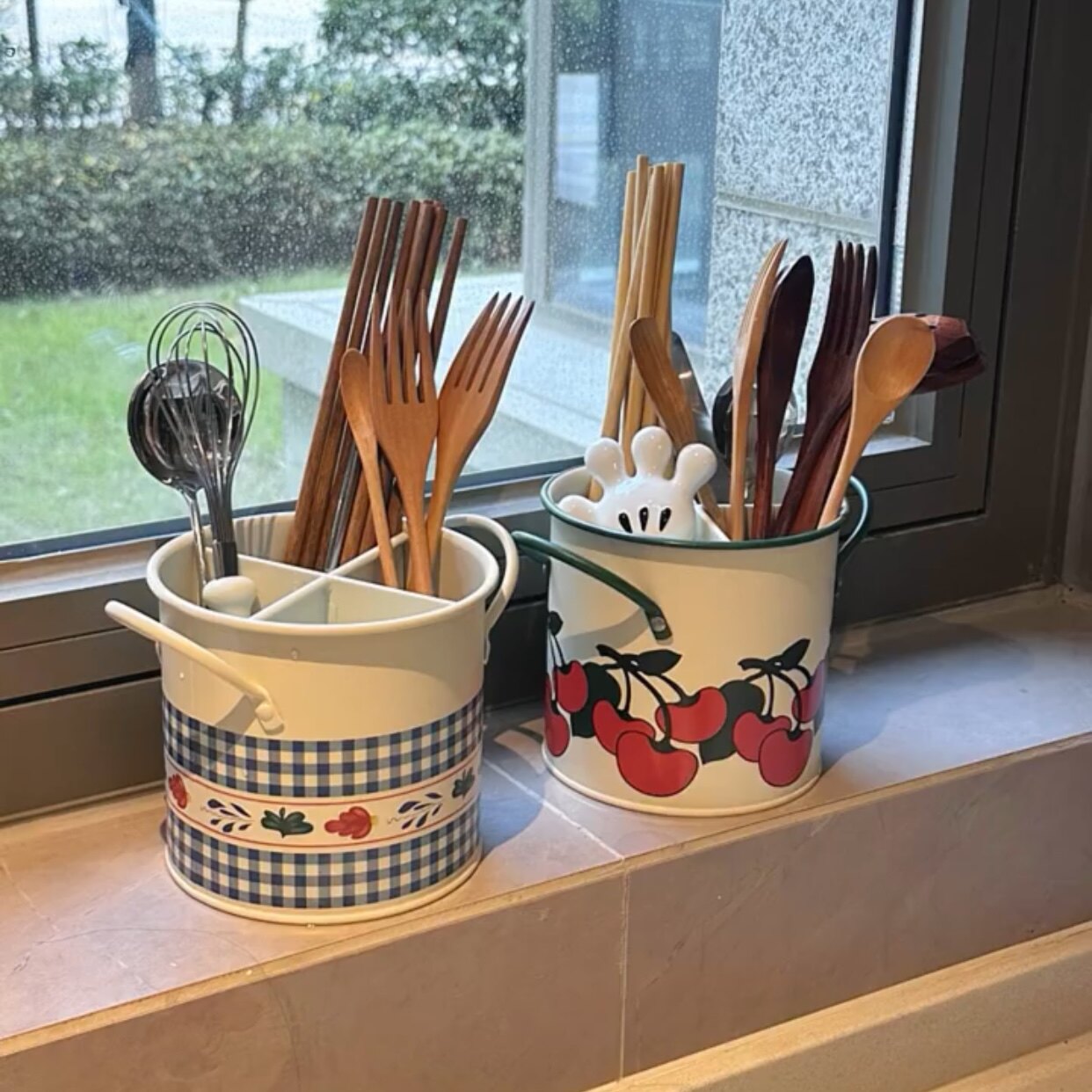 樱桃复古筷子笼家用厨房勺子叉子收纳桶高颜值台面双耳分格餐具笼图片