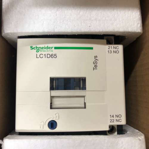 接触器LC1D65M7C  白色老款  需议价