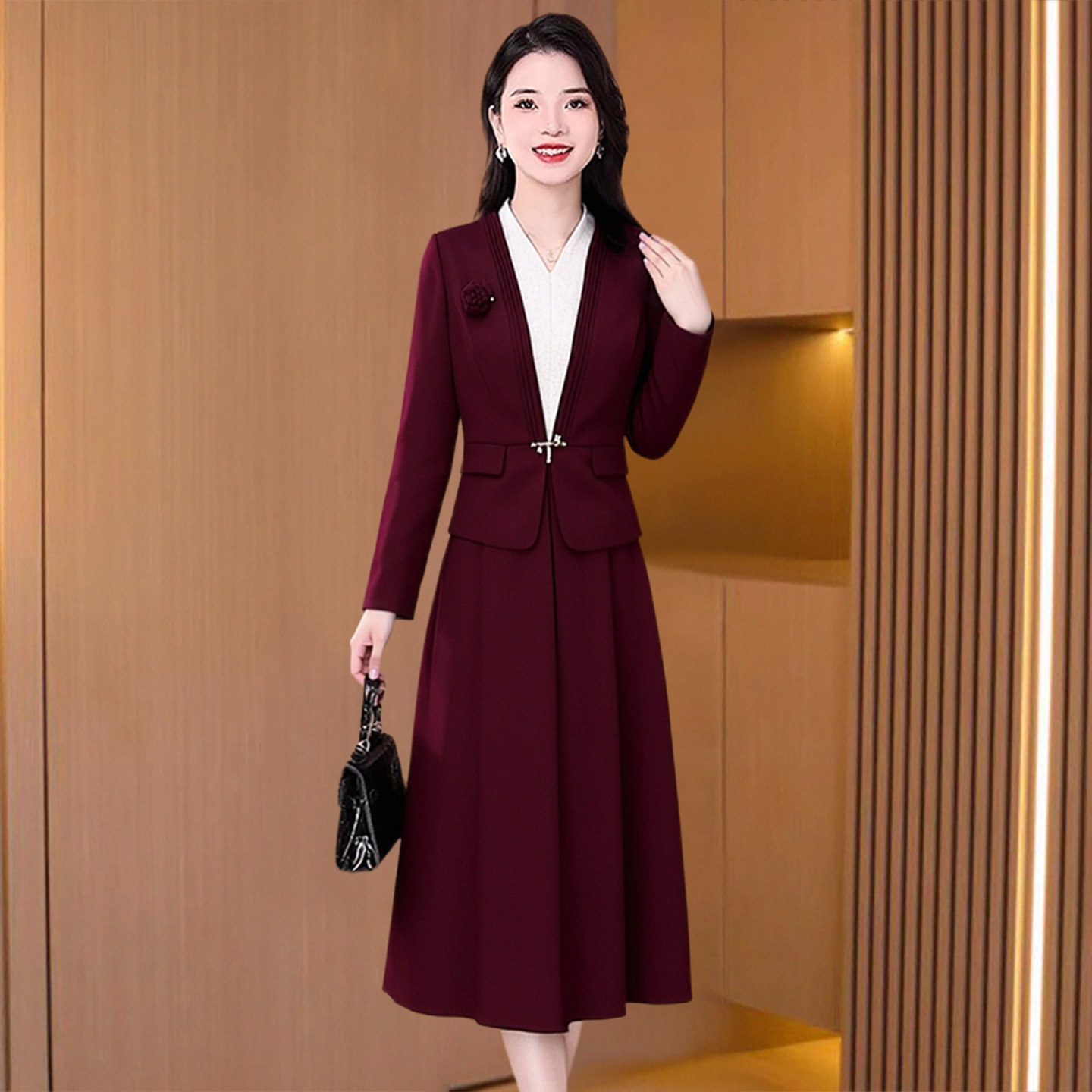 轻奢酒红色连衣裙子女2026新款爆款气质端庄大气职业装广州十三行