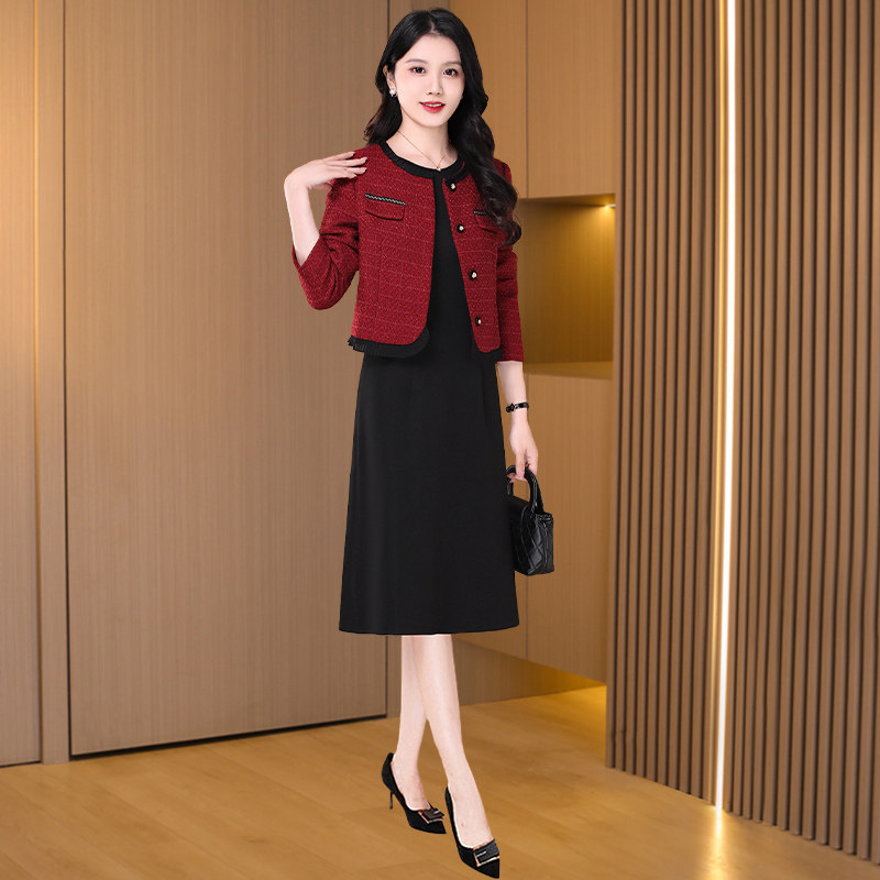 喜婆婆婚宴装礼服女春秋2026新款妈妈结婚高级感小香风两件套装裙