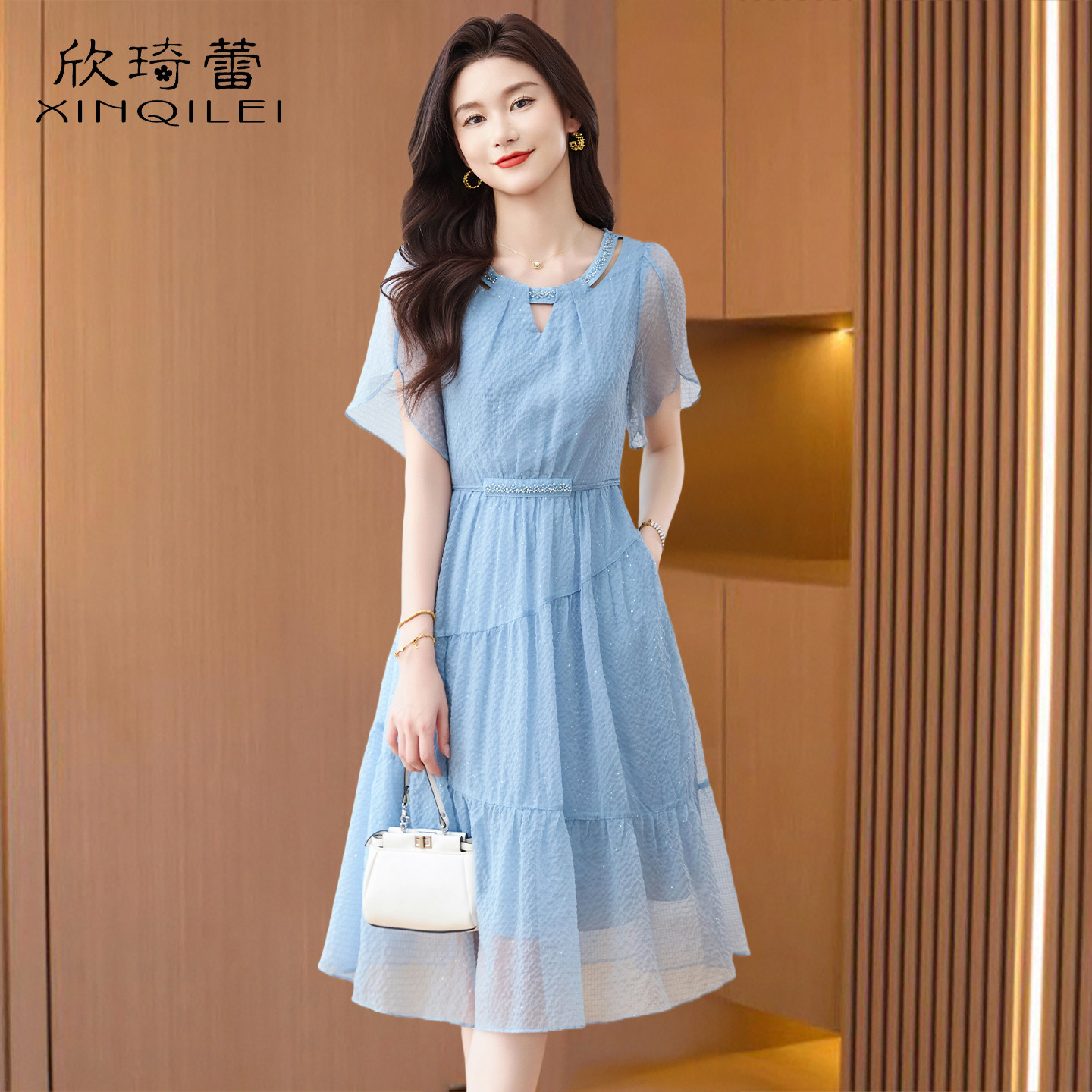 雪纺台湾纱料连衣裙子女夏今年流行爆款蓝色后妈高级感广州十三行