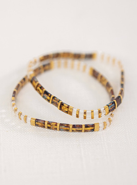 ins小众设计波西米亚风tila珠个性百搭叠戴简约手链女弹力线手串