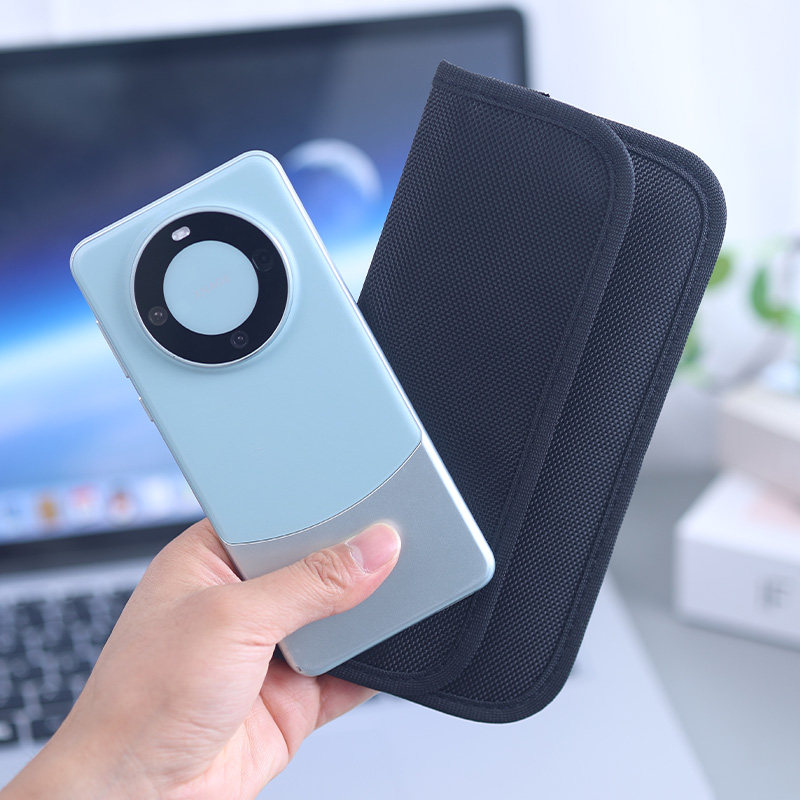 手机信号屏蔽袋防定位包物理屏蔽袋防辐射防盗刷搭配手机袋刺绣贴,箱包皮具/热销女包/男包,手机包,淘宝优惠券,粉丝福利购,淘宝优惠卷