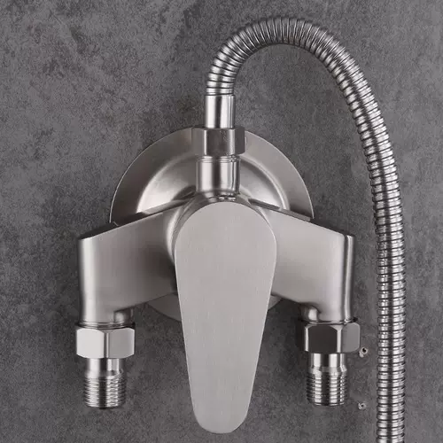 Светлый душ из нержавеющей стали Большой смешанный водяной клапан Горящий и курьер 304 Мгновенный разбрызгивание горячей воды.