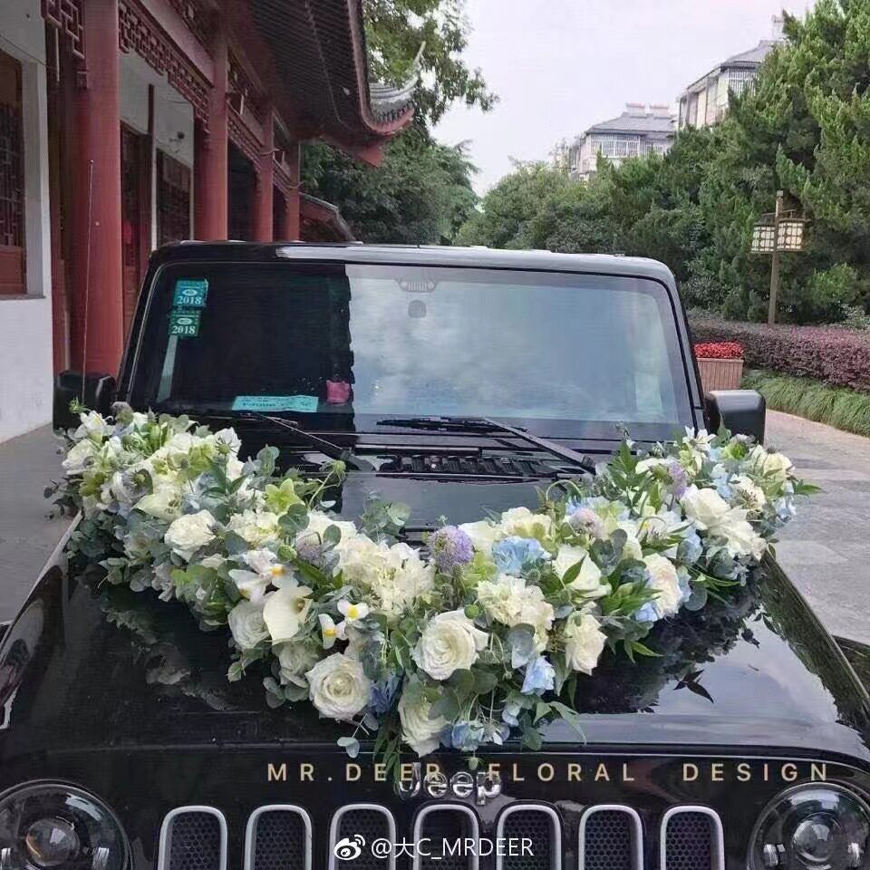 厂家批发婚车V形带泥吸盘鲜花泥结婚汽车头装饰插花花泥海绵车用