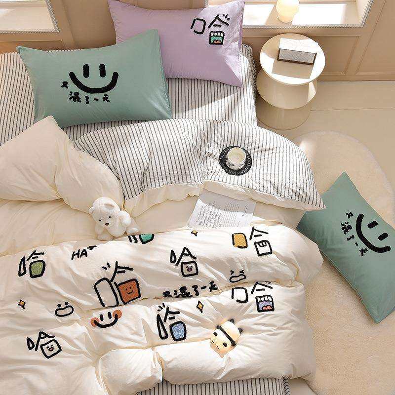 全棉水洗棉毛巾绣床上用品四件套新款萌系A类纯棉被套床单三件套