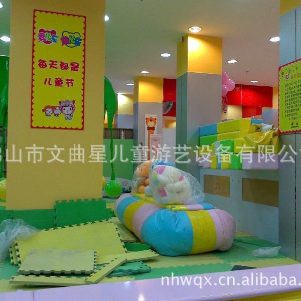 绳网攀爬设备儿童游乐探险设备弹性迷宫乐园体能训练拓展器械