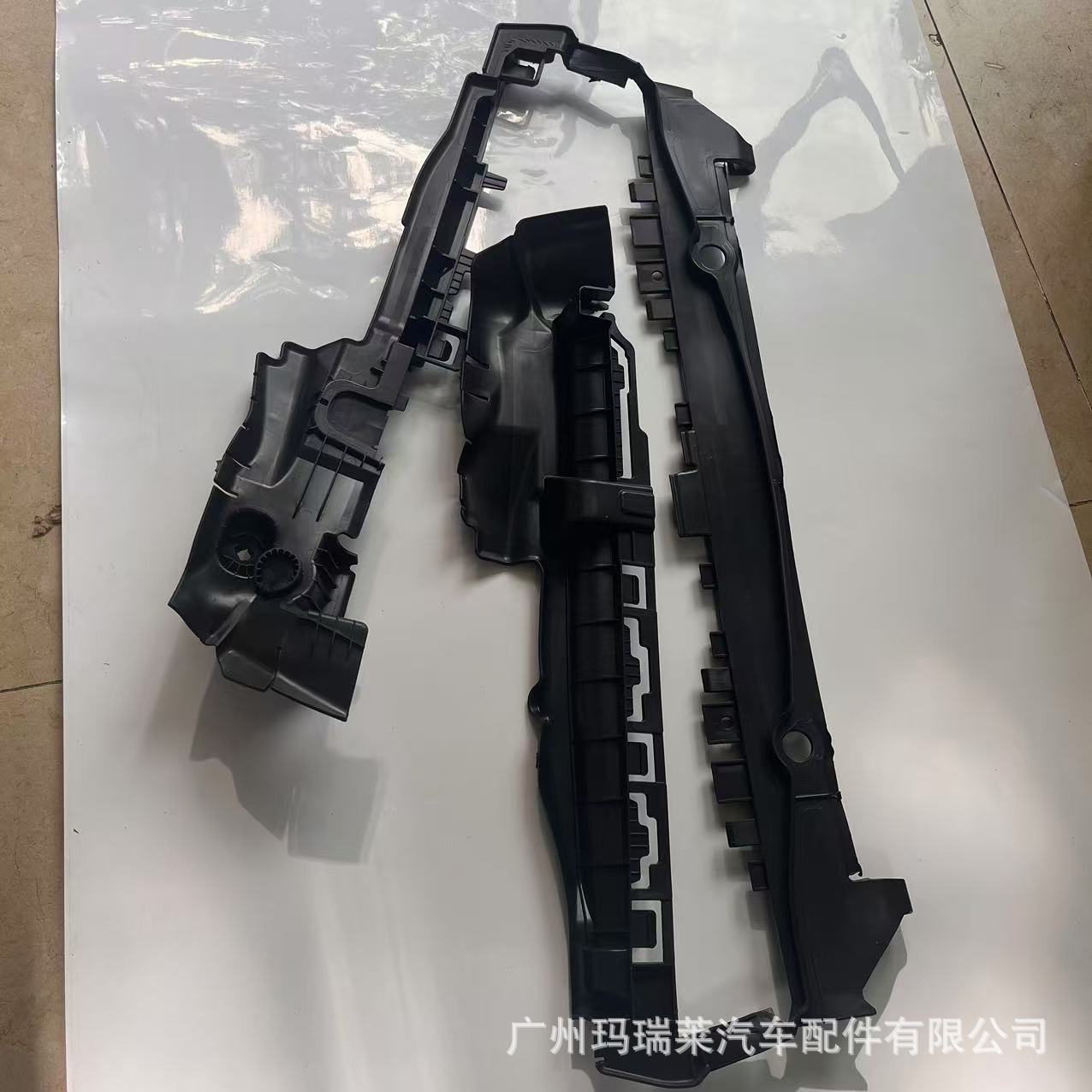 A2535050000适用于奔驰水箱扰流板水箱导风板上集风罩冷空气进气