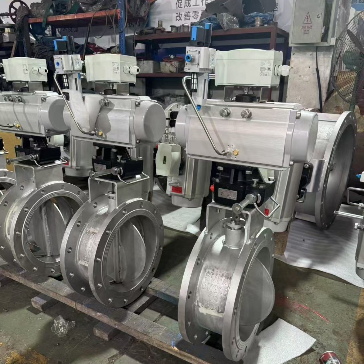 DN350大口径D641W-1C304不锈钢气动调节通风蝶阀法兰连接质保一年